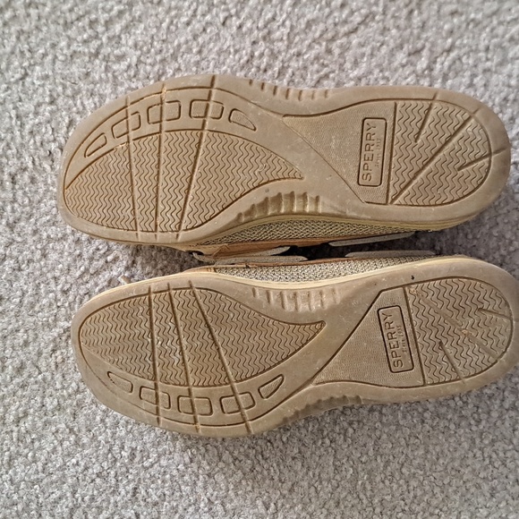 Sperry - Picture 3 of 4